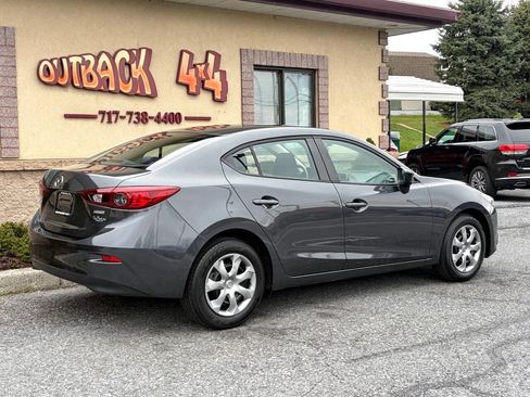 Used 2015 MAZDA MAZDA3 i SV image 3