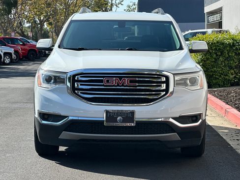 Used 2018 GMC Acadia SLT image 9