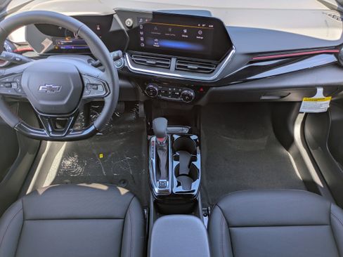 New 2026 Chevrolet Trax RS image 9