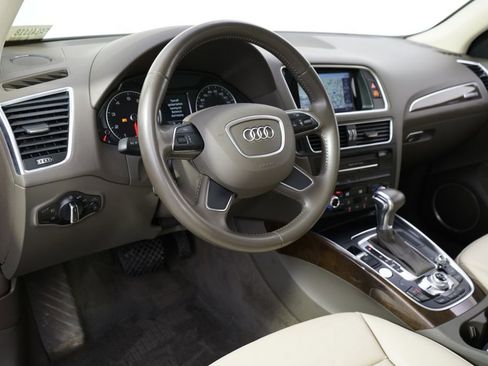 Used 2015 Audi Q5 2.0T Premium Plus w/ Technology Package AWD/4WD image 12
