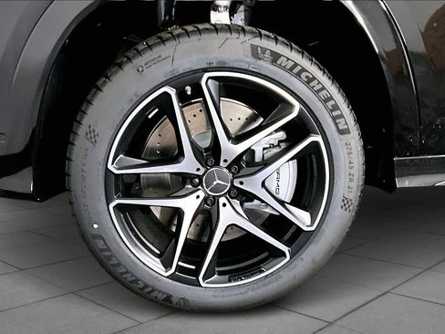 New 2026 Mercedes-Benz GLE 53 AMG 4MATIC image 16