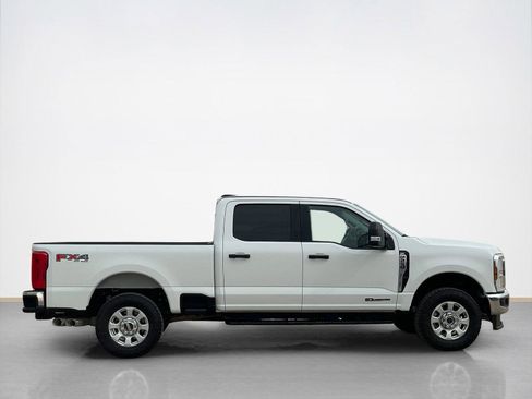 Used 2024 Ford F250 XLT w/ FX4 Off-Road Package image 8