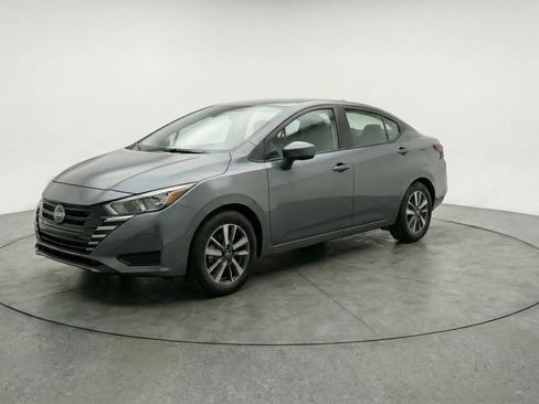Used 2025 Nissan Versa SV FWD image 3