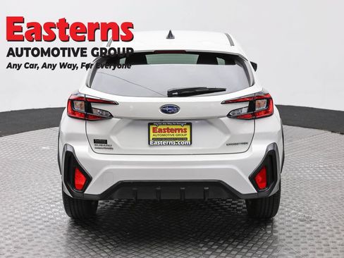 Used 2024 Subaru Crosstrek 2.0i AWD/4WD image 6