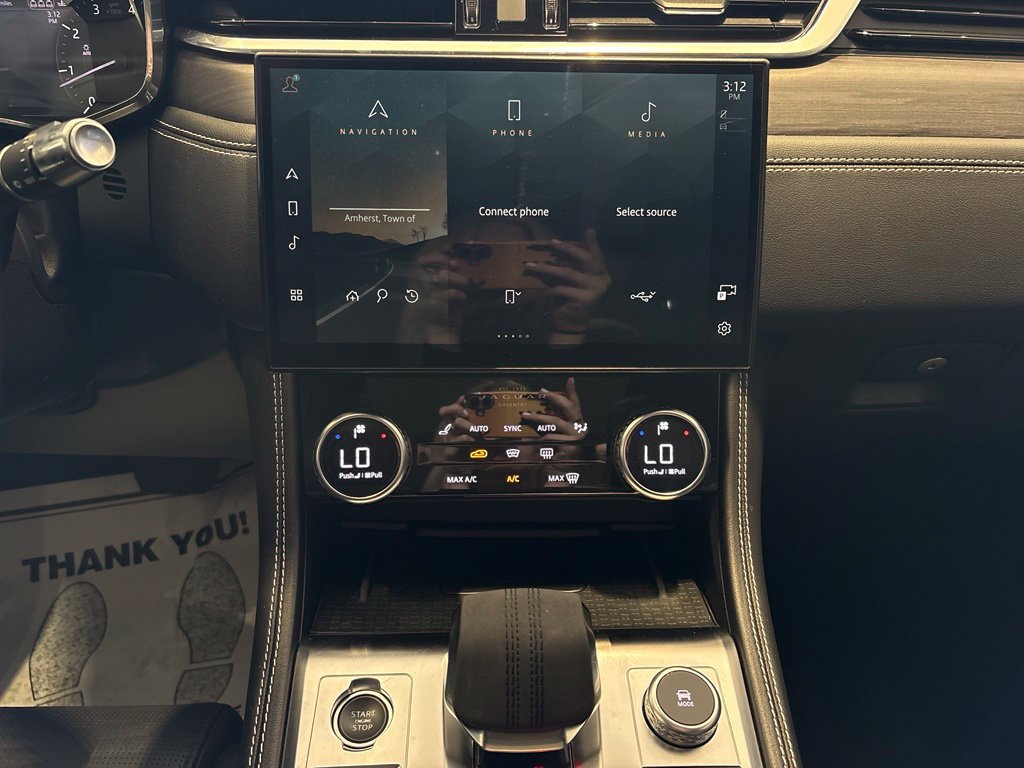 Used 2022 Jaguar F-PACE R-Dynamic S AWD/4WD image 33