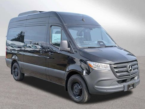 New 2025 Mercedes-Benz Sprinter 2500 image 7
