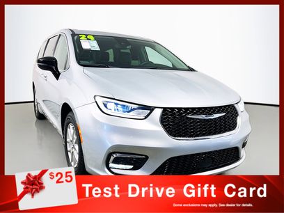 Used 2024 Chrysler Pacifica Touring-L