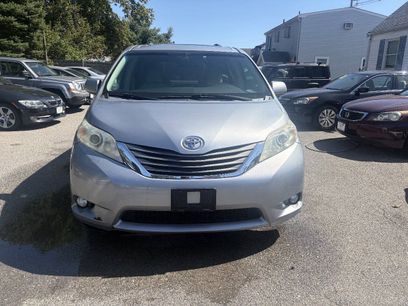 Used 2011 Toyota Sienna XLE w/ Premium Pkg