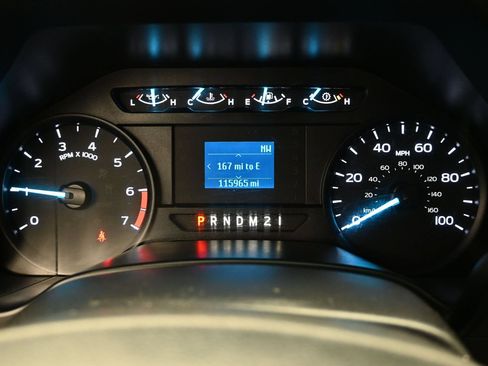 Used 2019 Ford F250 XL w/ Power Equipment Group AWD/4WD image 27