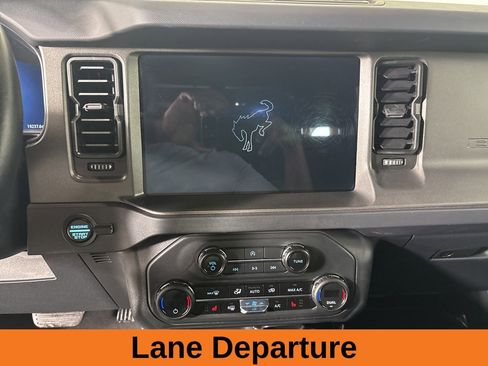 Used 2025 Ford Bronco Big Bend image 14