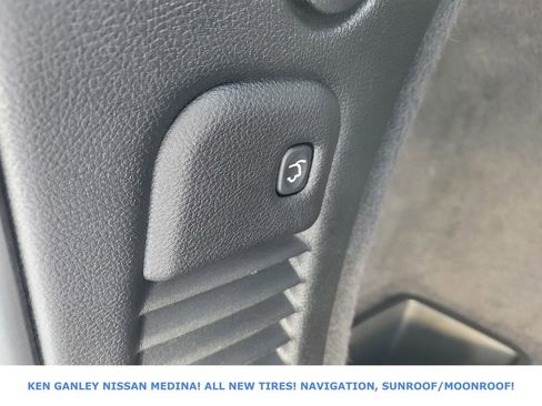 Used 2023 Dodge Durango GT image 50