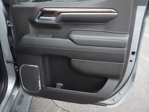 Used 2024 Chevrolet Silverado 1500 LT Trail Boss w/ Convenience Package II image 34