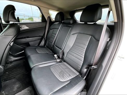 Used 2025 Kia Sportage SX FWD image 32