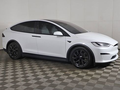 Used 2022 Tesla Model X AWD/4WD image 16