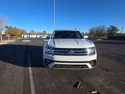 Used 2019 Volkswagen Atlas SE w/ Panoramic Sunroof Package image 1