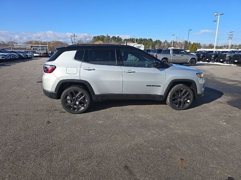 New 2026 Jeep Compass Limited image 8