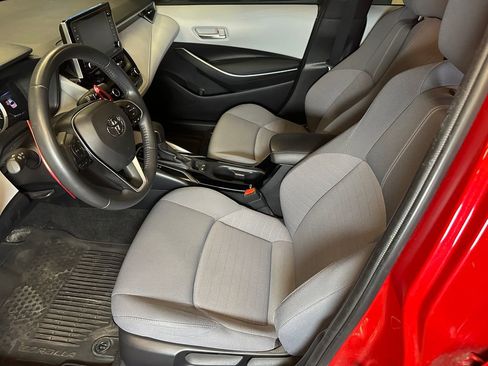 Used 2021 Toyota Corolla SE w/ Carpet Mat Package (TMS) FWD image 19