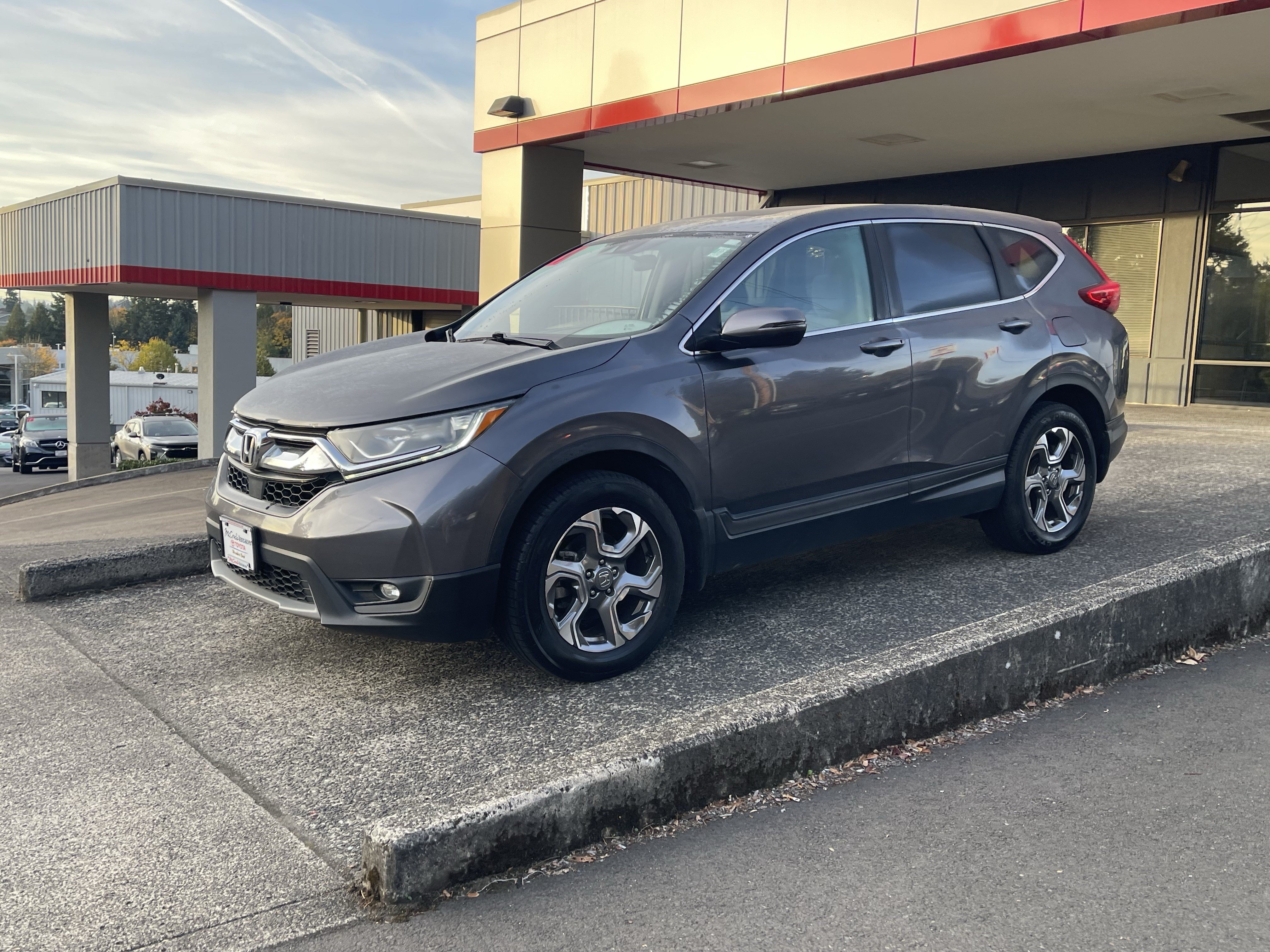 Used 2019 Honda CR-V EX image 4