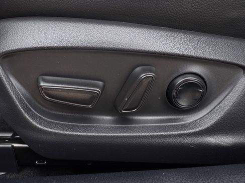 Used 2020 Toyota Camry XSE image 26