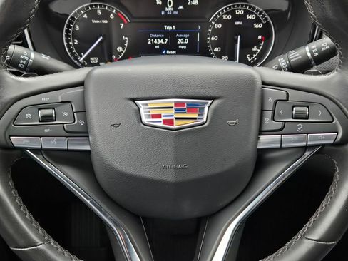 Certified 2024 Cadillac XT6 Luxury w/ LPO, Floor Liner Package image 17