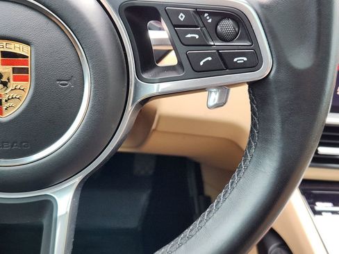 Used 2023 Porsche Cayenne Platinum Edition image 26