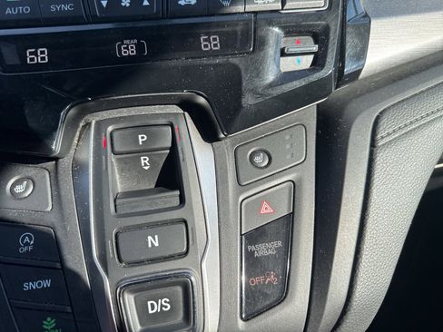 Certified 2024 Honda Odyssey EX-L image 21