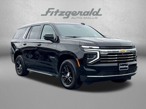 Used 2025 Chevrolet Tahoe LT image 1