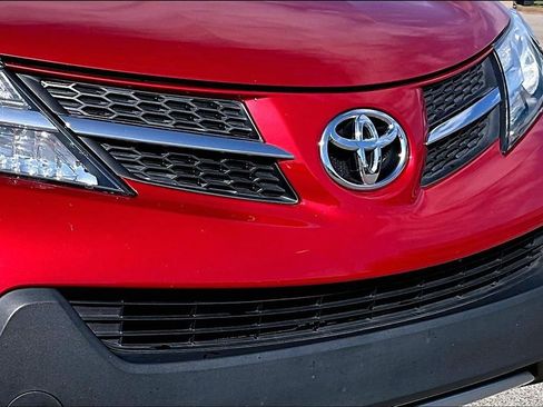 Used 2013 Toyota RAV4 Limited AWD/4WD image 26