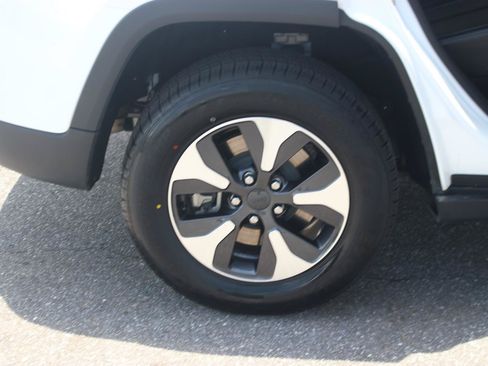 Used 2024 Jeep Grand Cherokee Limited 4xe AWD/4WD image 43