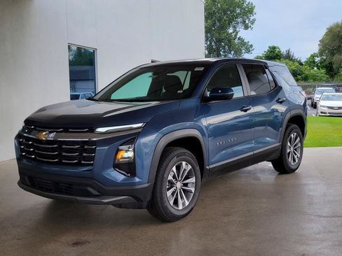 New 2027 Chevrolet Equinox LT w/ Convenience Package II AWD/4WD image 4