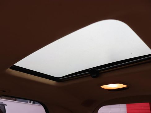 Used 2010 Mercedes-Benz GL 450 4MATIC image 23