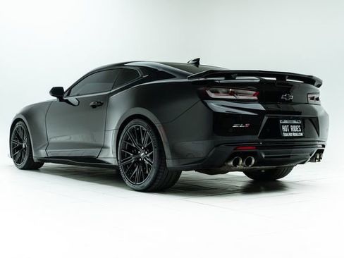 Used 2018 Chevrolet Camaro ZL1 image 18
