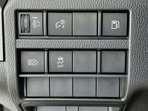 Used 2025 Toyota 4Runner SR5 AWD/4WD image 20