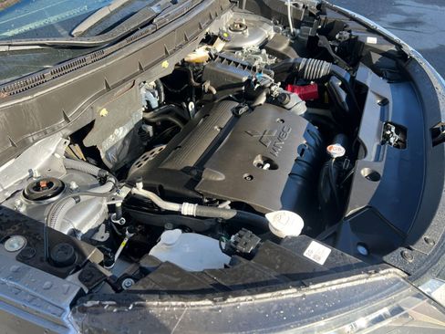 Used 2023 Mitsubishi Outlander Sport ES AWD/4WD image 33