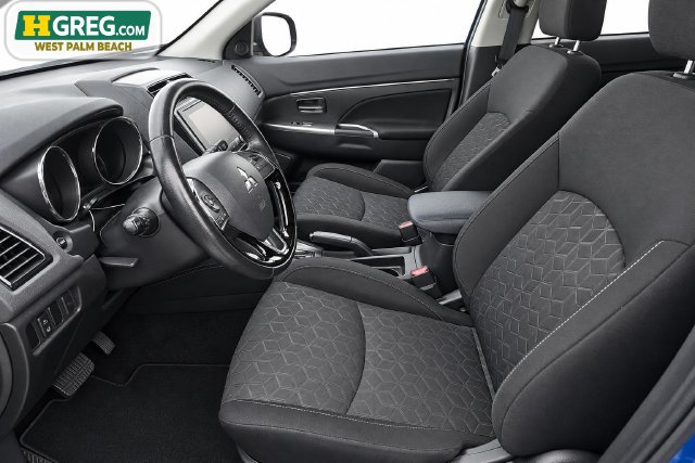Used 2020 Mitsubishi Outlander Sport SE AWD/4WD image 10
