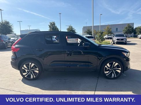Used 2024 Volvo XC40 B5 Plus w/ Protection Package Premier AWD/4WD image 4