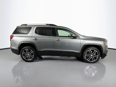 Used 2022 GMC Acadia SLT w/ Technology Package AWD/4WD image 4