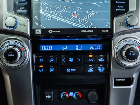 Used 2023 Toyota 4Runner Limited image 23