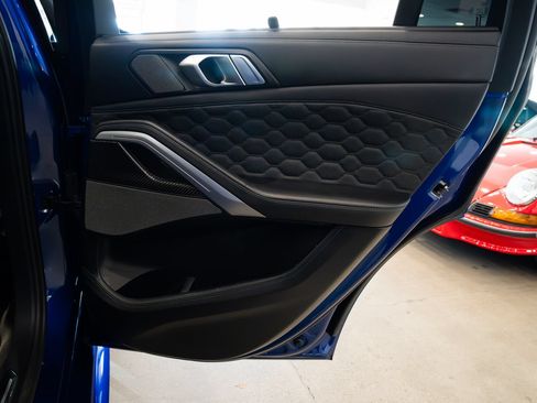 Used 2022 BMW X6 M w/ Competition Package AWD/4WD image 23
