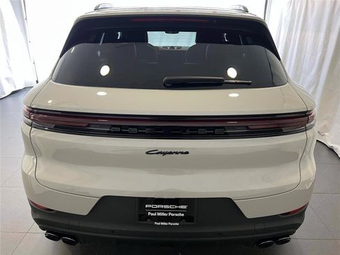 New 2026 Porsche Cayenne E-Hybrid image 8