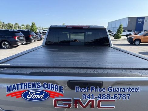 Used 2024 GMC Sierra 1500 SLT w/ SLT Premium Plus Package AWD/4WD image 14