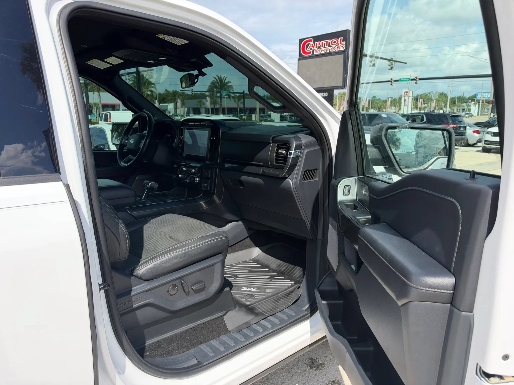Used 2022 Ford F150 XLT w/ Equipment Group 302A High AWD/4WD image 22