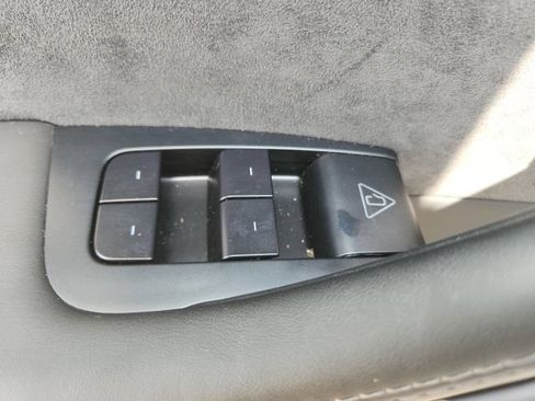 Used 2026 Tesla Model Y Long Range AWD/4WD image 29