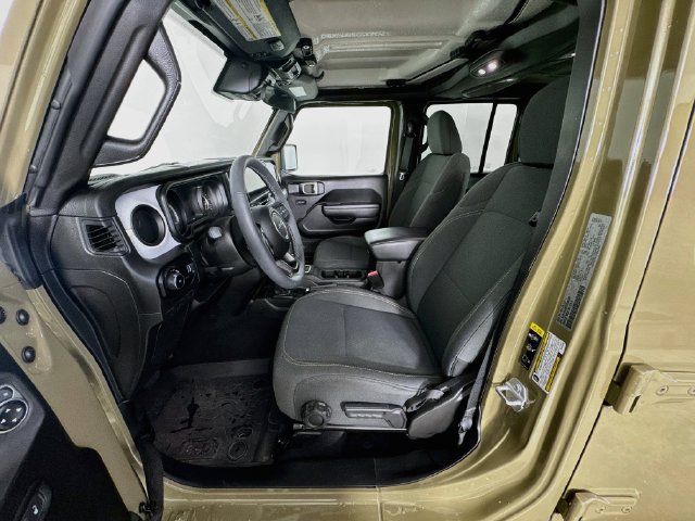 Used 2025 Jeep Wrangler Unlimited Sport AWD/4WD image 24