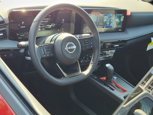 New 2026 Nissan Kicks SR w/ SR Premium Package image 4