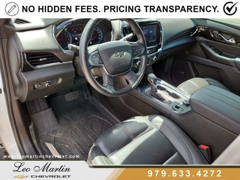 Used 2023 Chevrolet Traverse RS w/ LPO, Floor Liner Package FWD image 18
