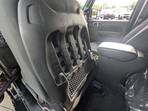 Used 2022 Jeep Wrangler Rubicon image 39