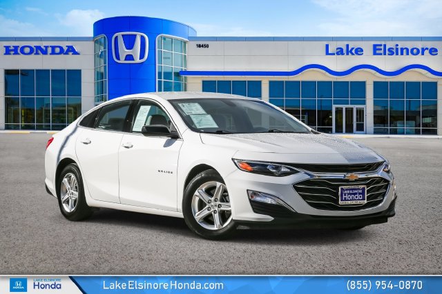 Used 2022 Chevrolet Malibu LS FWD image 1
