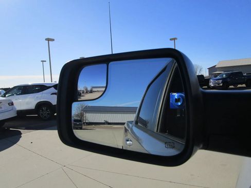 Used 2022 RAM 1500 Big Horn AWD/4WD image 37