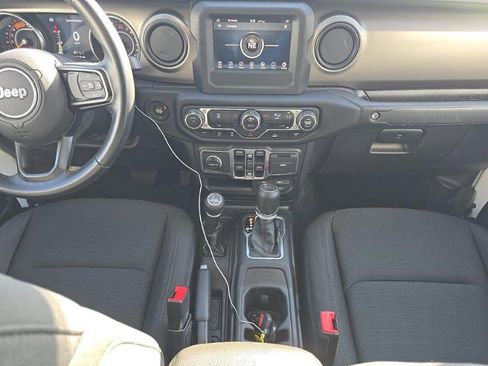 Used 2021 Jeep Gladiator Sport AWD/4WD image 5